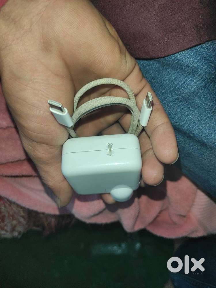 Apple 30w charger i phone 15 original charger