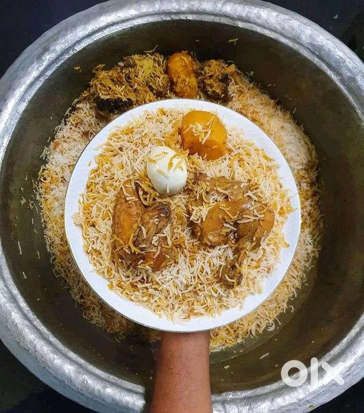 Biryani / pakora / momo cook