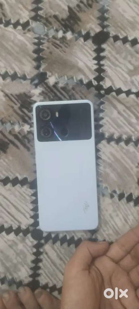 Itel p40  4+4GB  128GB