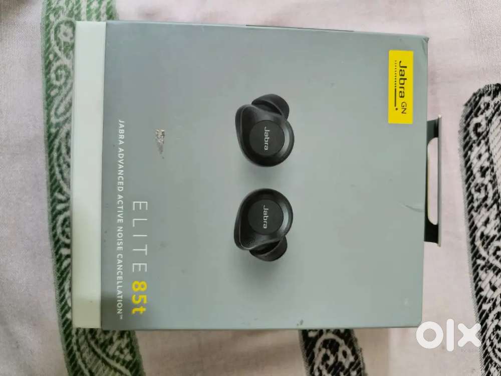 Jabra Elite 85th buds