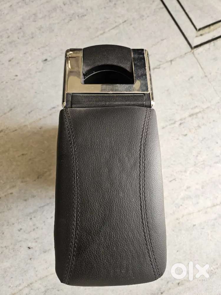 CAR ARMREST