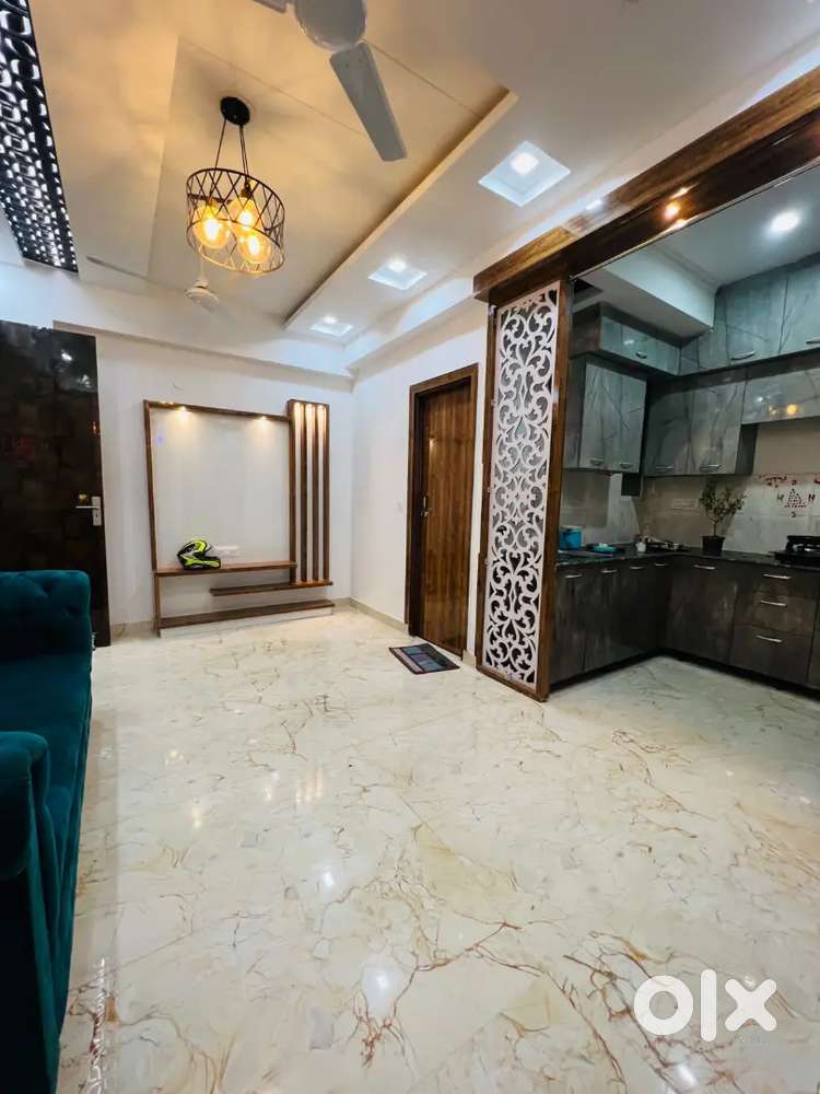 2BHK at prime location available for sale near gaur chowk.