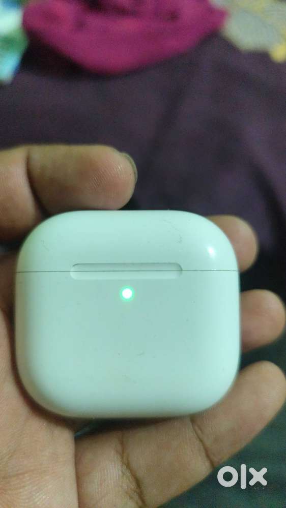 Apple airpod 4 with AnC