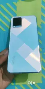 Vivo y21 4gb ram 64 gb storage..