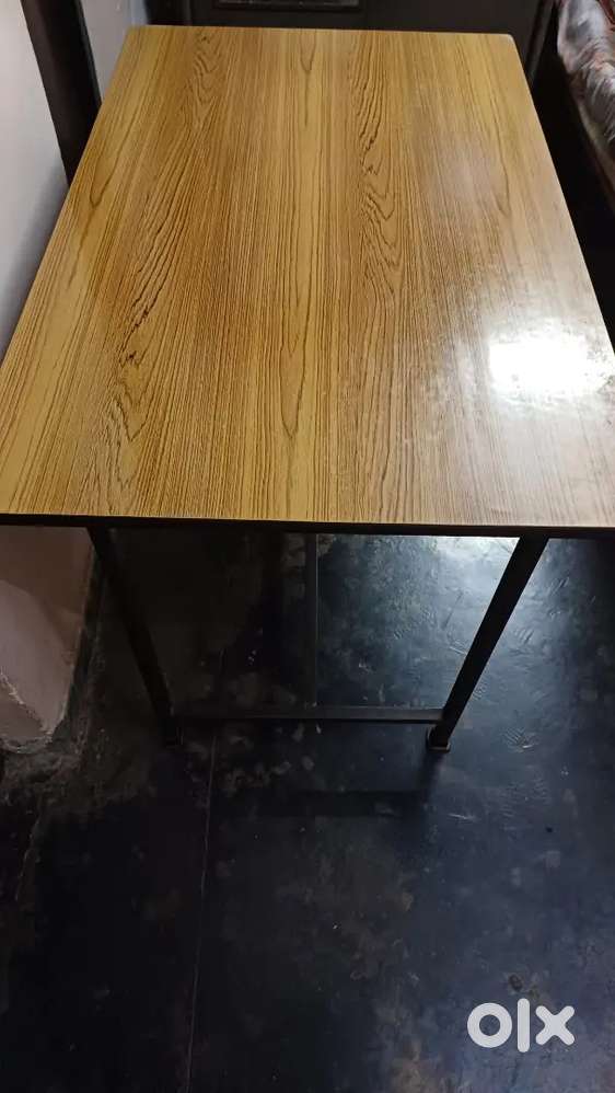 Good quality big size pure wooden top table 48x30with heavy iron base