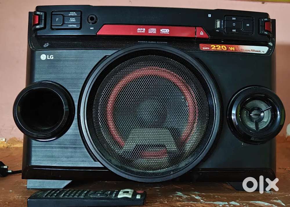 Lg Xboom ok 45 music system in mint condition