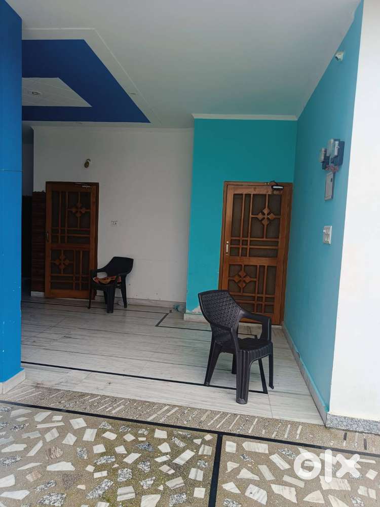 2 room set for rent