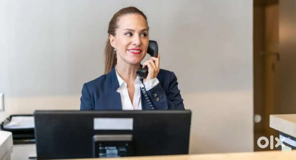 We are hiring a Receptionist age ( 25 to 30 )