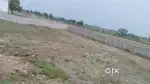 शहर से लगा हुआ सर्व सुविधा युक्त जमीन और मकान