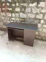 Brand new computer table (free delivery)