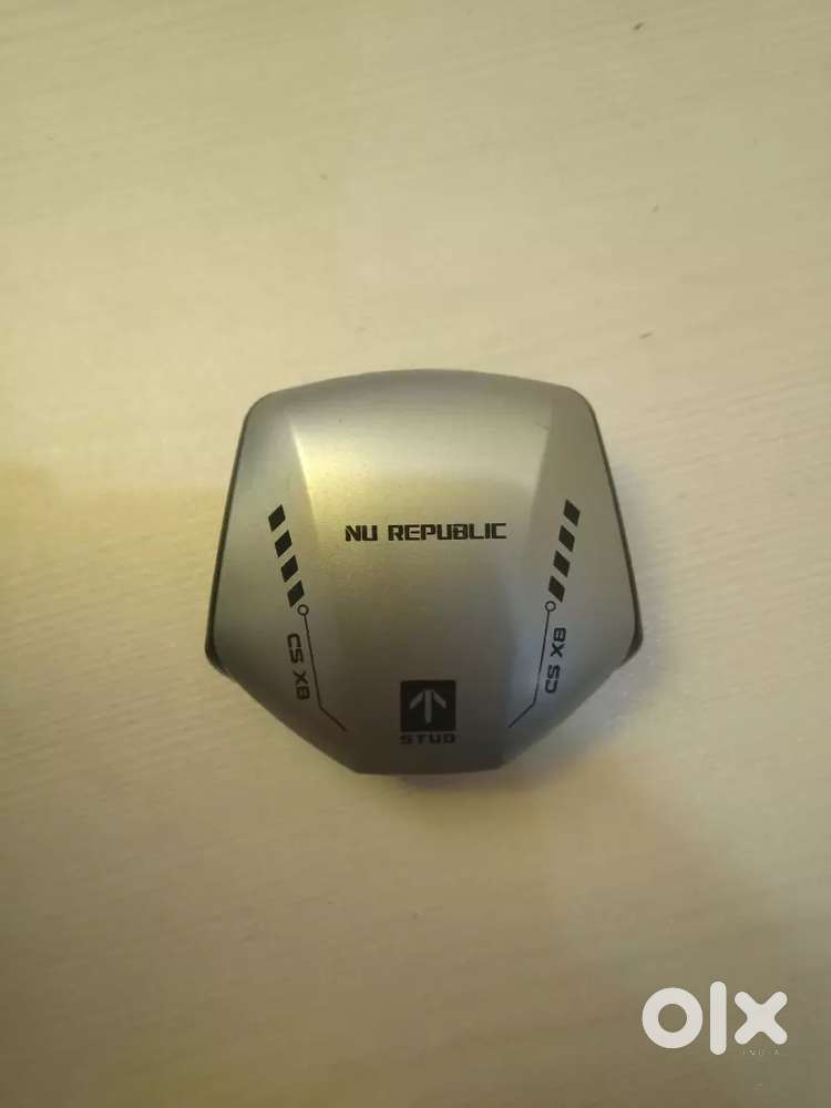 EARBUDS  NU REPUBLIC