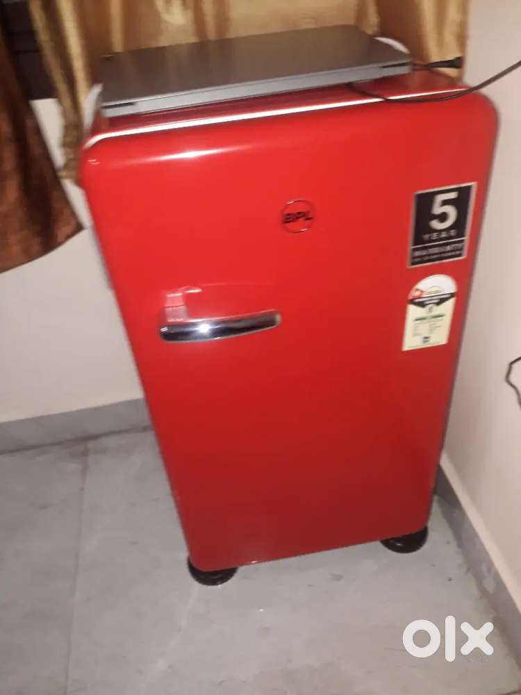 Mini fridge good condition for sale