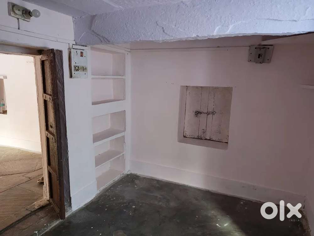 Room Rent for Small family or girls. Only intrested person contact us