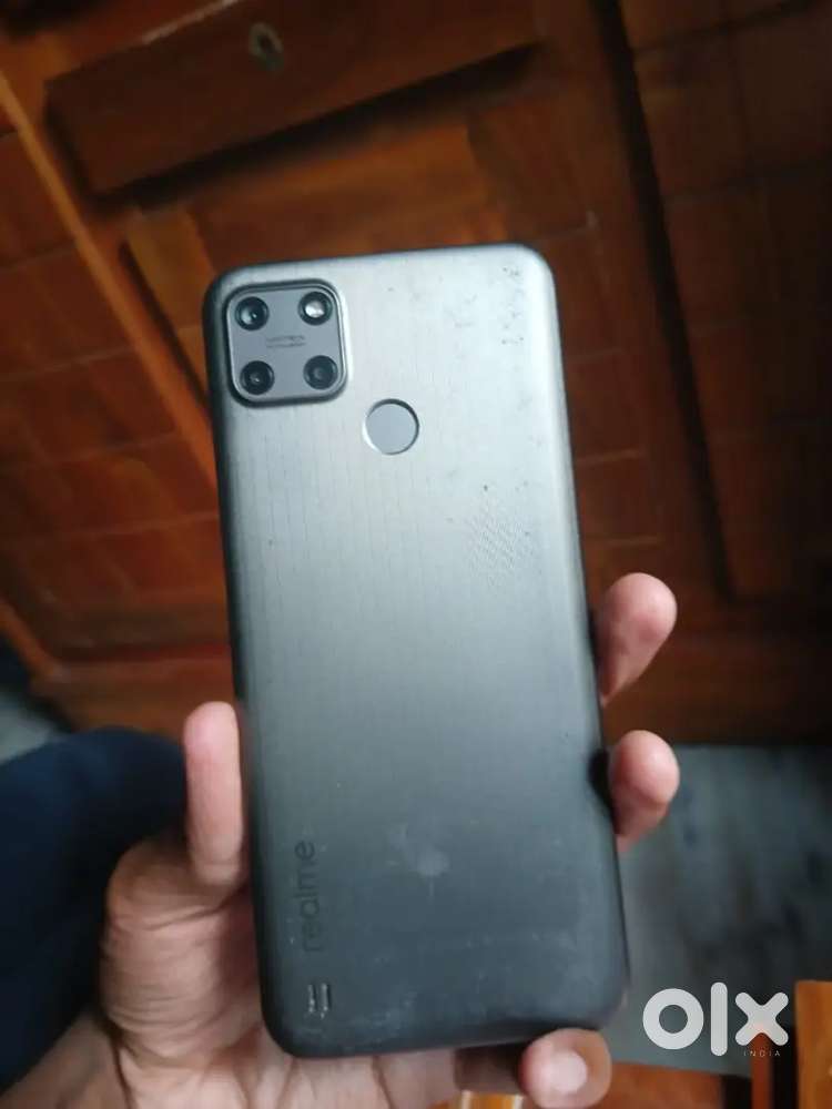 Realme c25y 4 ram 128 storage octa core processor 50 mega pixel