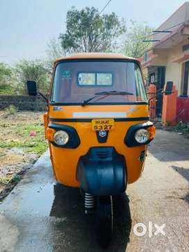 Piaggio 3wheeler ape auto petrol/CNG