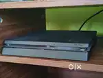 PS 4 SLIM 1TB WITH 2 CONTROL AND 5 ORGINAL CD IN GOOD CONDITION