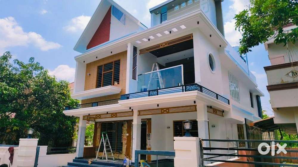 P-01235:House for sale Edappally,Ernakulam