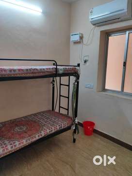 Mens PG Hostel Near Tidal Park Thiruvanmiyur Railway Station