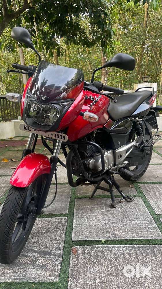 Bajaj Pulsar 150 2012 (red) well maintained