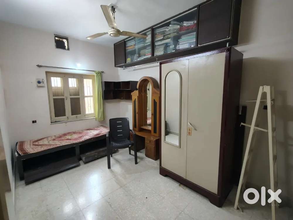 1bhk at Amit nagar karelibaug behind bright school