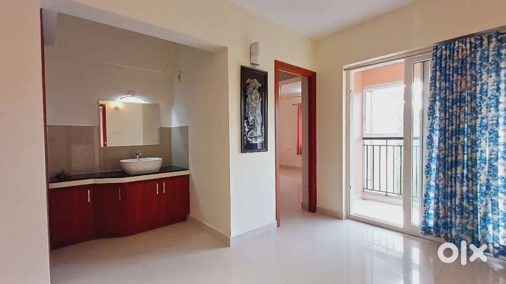 NEW 2 BHK FLAT FOR RENT @ AYYANTHOLE / COLLECTRATE