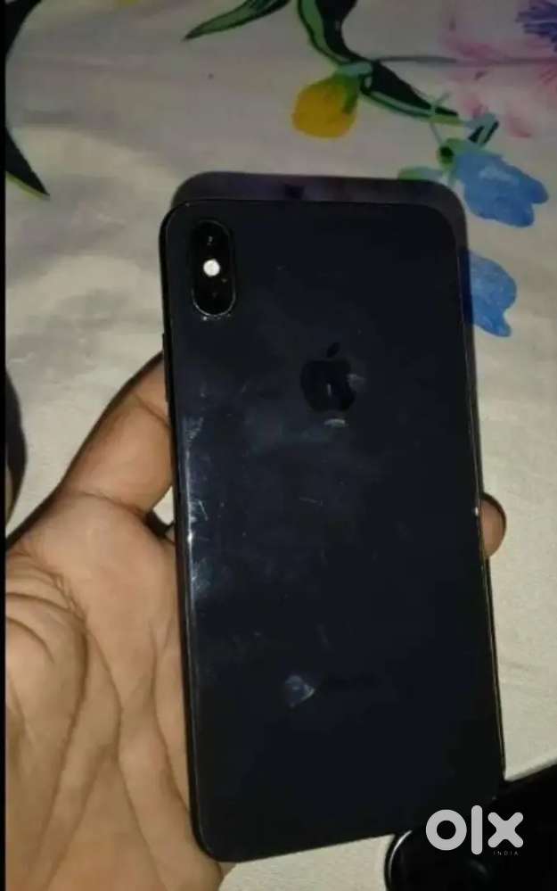 Iphone xs and xr