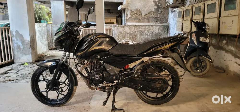 Bajaj Discover 150s