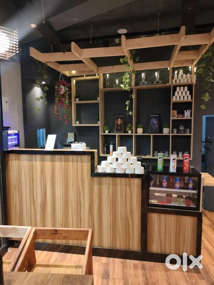Cook and admin for cafe