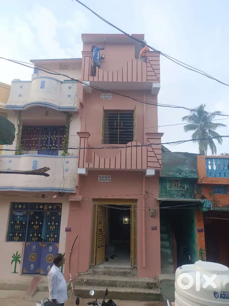 job Holder bachelor and family allow