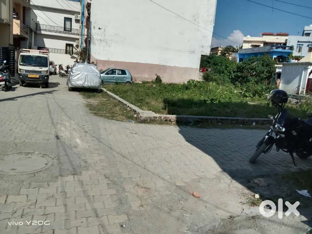 Plot 20*30 in saraswati vihar Block E Ajabpur Khurd Dehradun