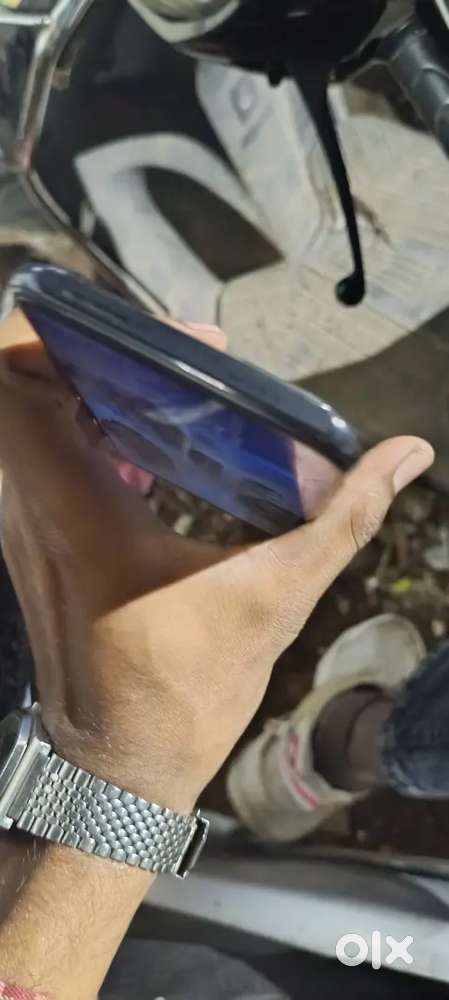 Redmi note 10 4gb ram neat and clean condition ladies use this phone