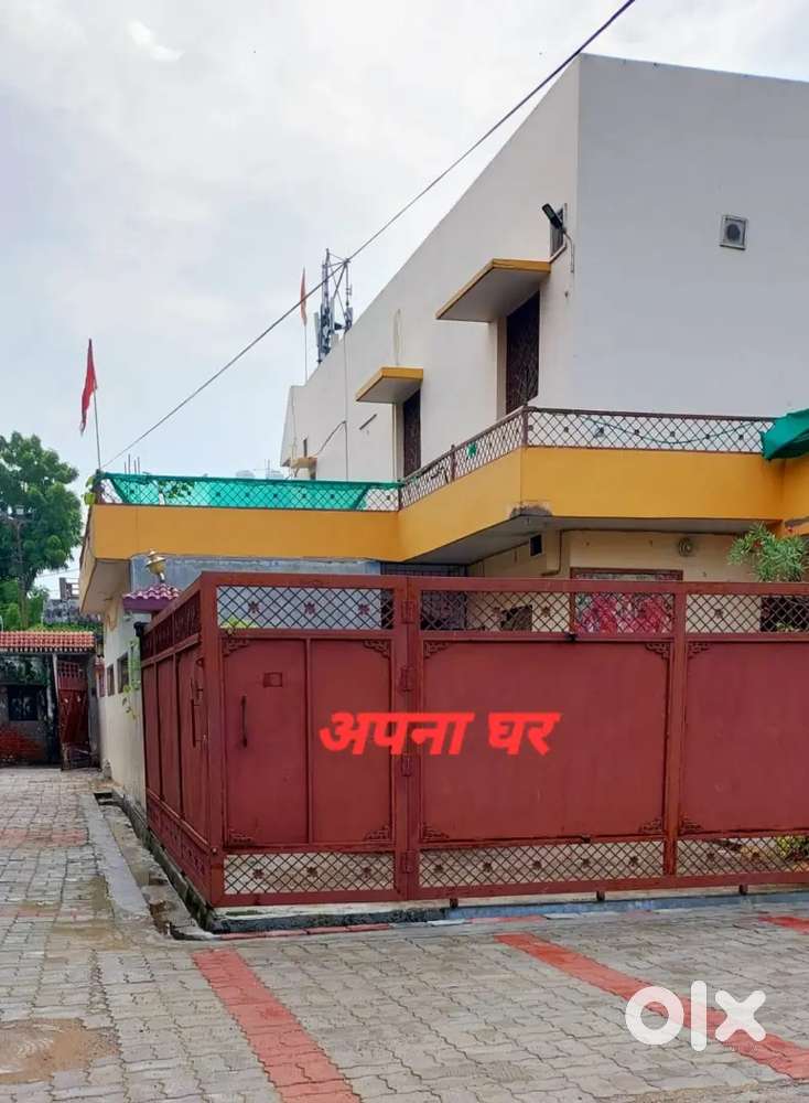 अपनाघरPGमेROOM और BED नौकरीवालो#स्टूडेनटस#NEAR METRO CITY FLATनिशातगंज