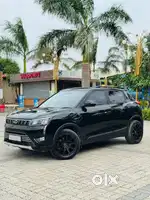 Mahindra XUV300 W8 Diesel, 2020, Diesel