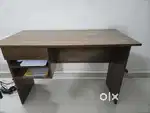 Study table wakefit