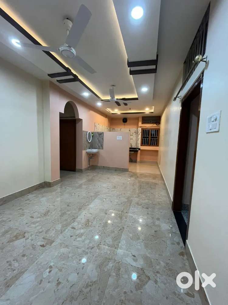 2 bhk part house for rent