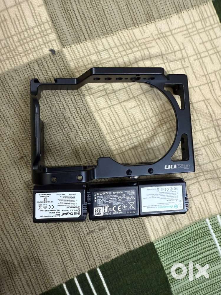 Sony a6000 series UURIG metal case with 3 sony Fw50 batteries