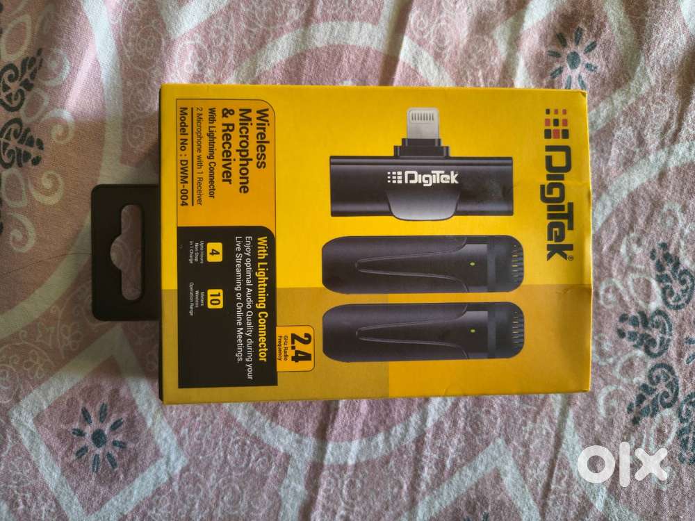 Digitek DMW 004 Wireless Microphone For Iphone 2 Mic One Receiver