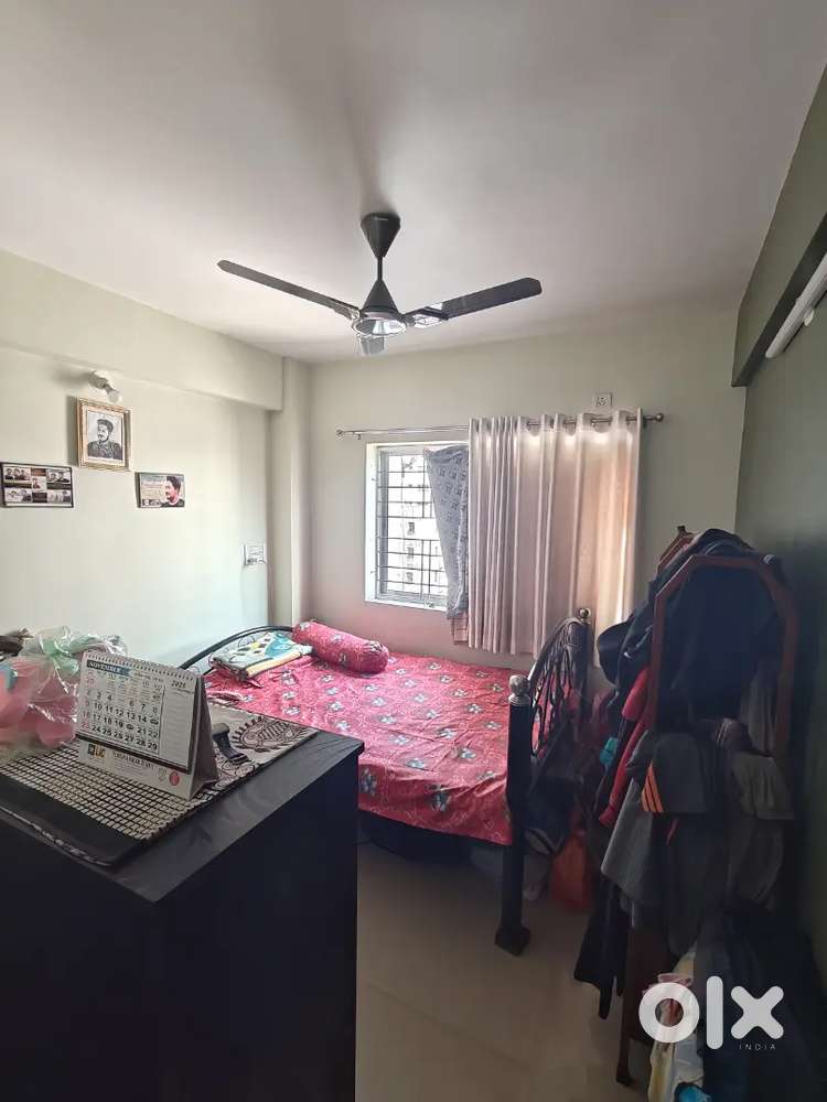 2 BHK Semi furnished ready to move flat for sell