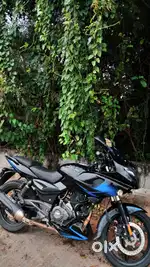 .Bajaj pulsar 220F