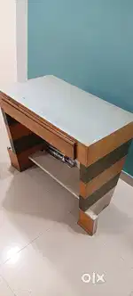 Computer table for sell