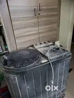 A 10.5 kg , Whirlpool washing machine semi automatic available