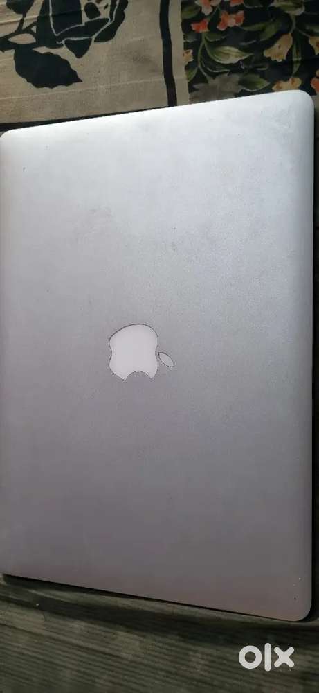 Macbook air 2017 i5 8 gb 128 14