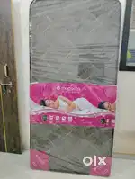 Magenta Mattress 6*3 inch 4
