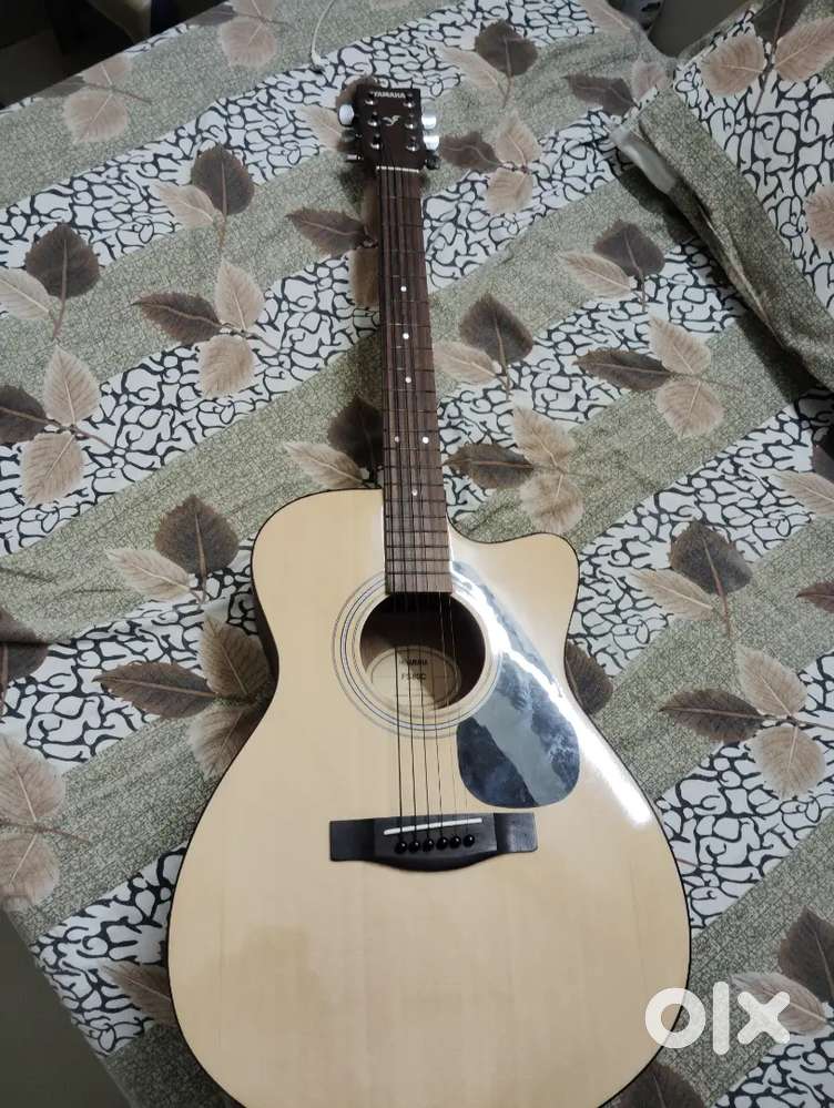 Guitar Yamaha FS 80C