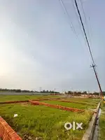 Mein mohaan road per plots uplabadh