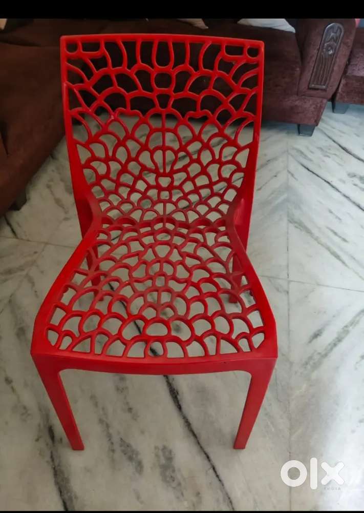 Chair ( Well conditioned)