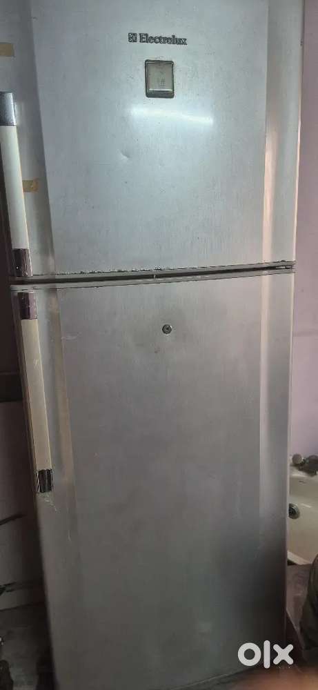 Electrolux refrigerator