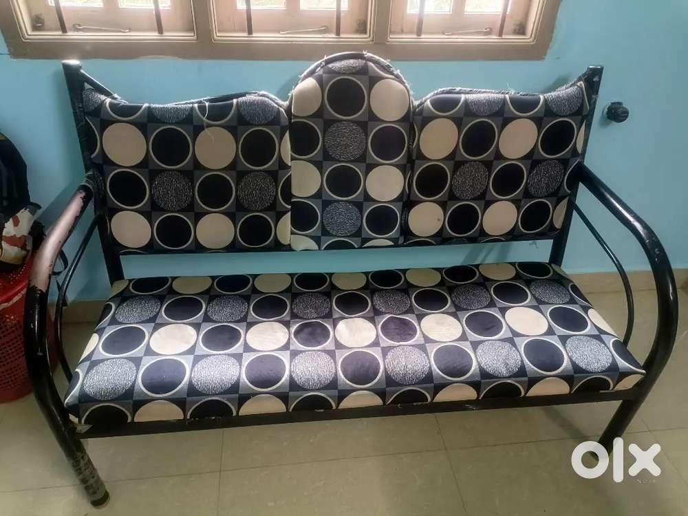 Steel Sofa For Sale at Rs 2000