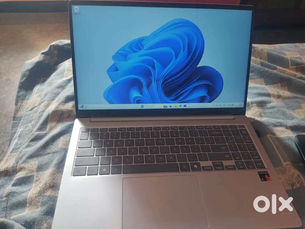 Brand New Samsung Galaxy Book4 Edge AI Pc for sale