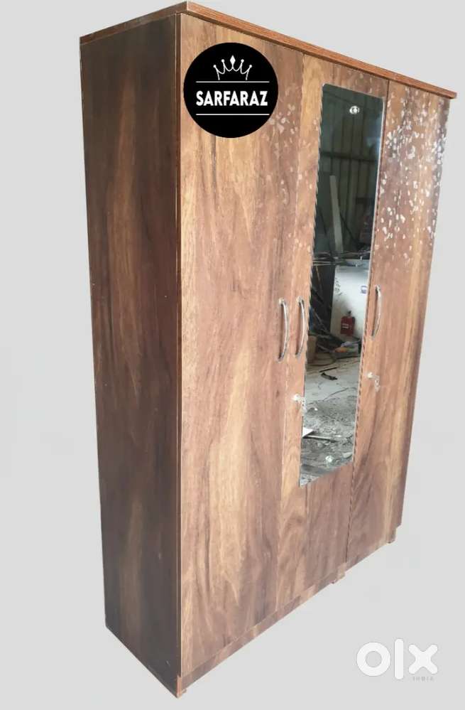 Brand new 3doorwardrobe